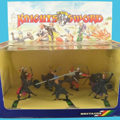 7741 Boxed set contenant un mixte de 7 chevaliers Storm Knights.