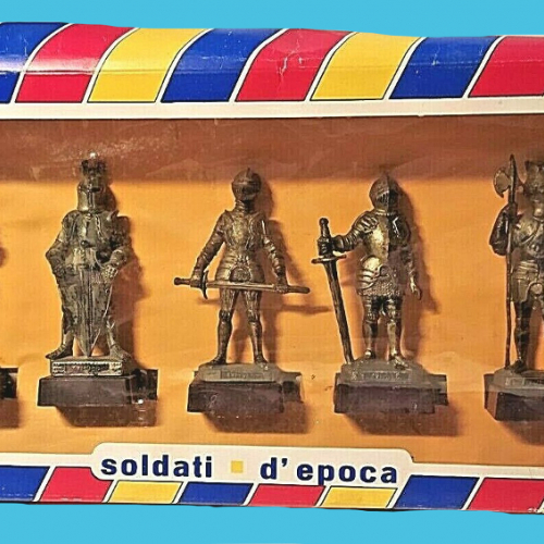 Boîte OTO avec 5 chevaliers Fontanini -soldati d'epoca.