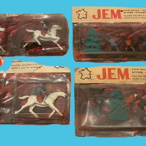 Blisters avec des figurines à 2 touches de couleur et cavaliers sur cheval western.